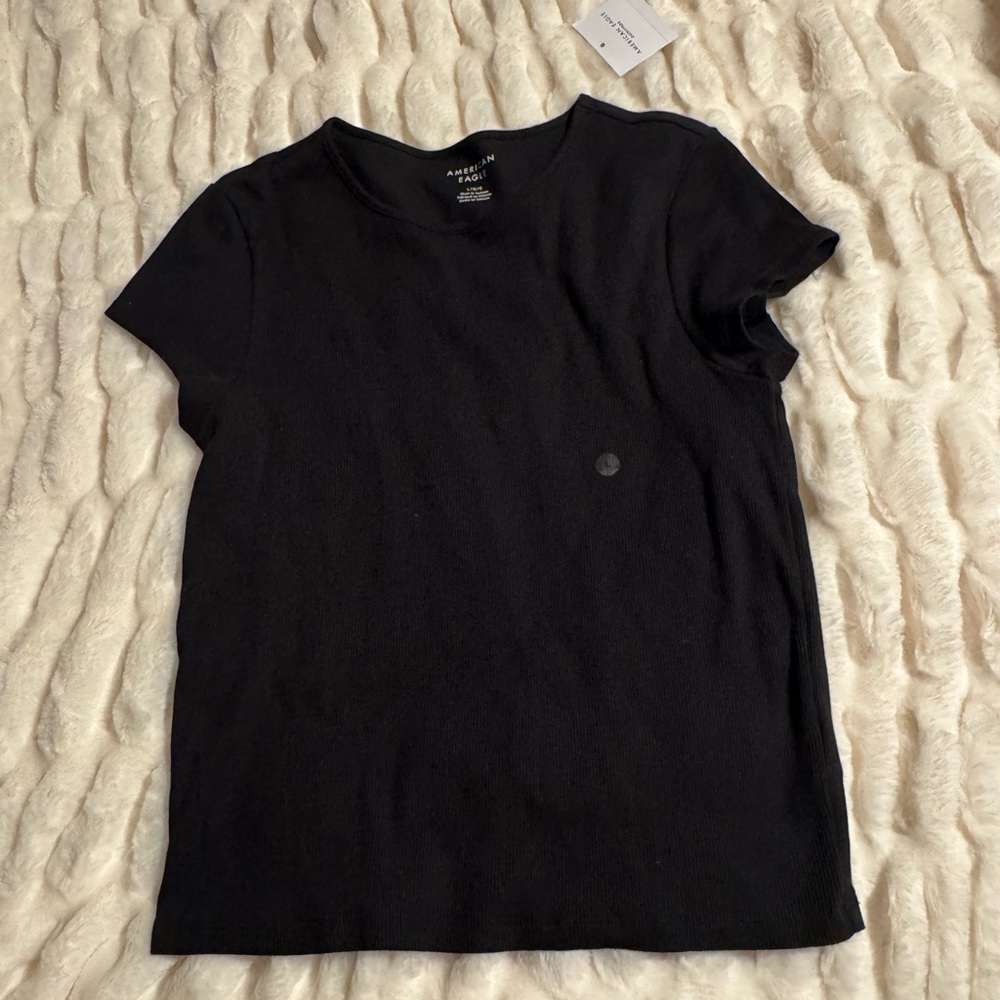 American Eagle Outfitters Black Short Sleeve Tee